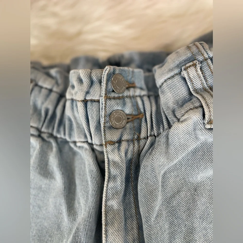 PacSun Shorts Women's Size 25 Mom Shorts
